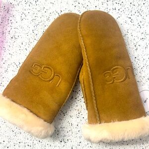 Uggs winter gloves